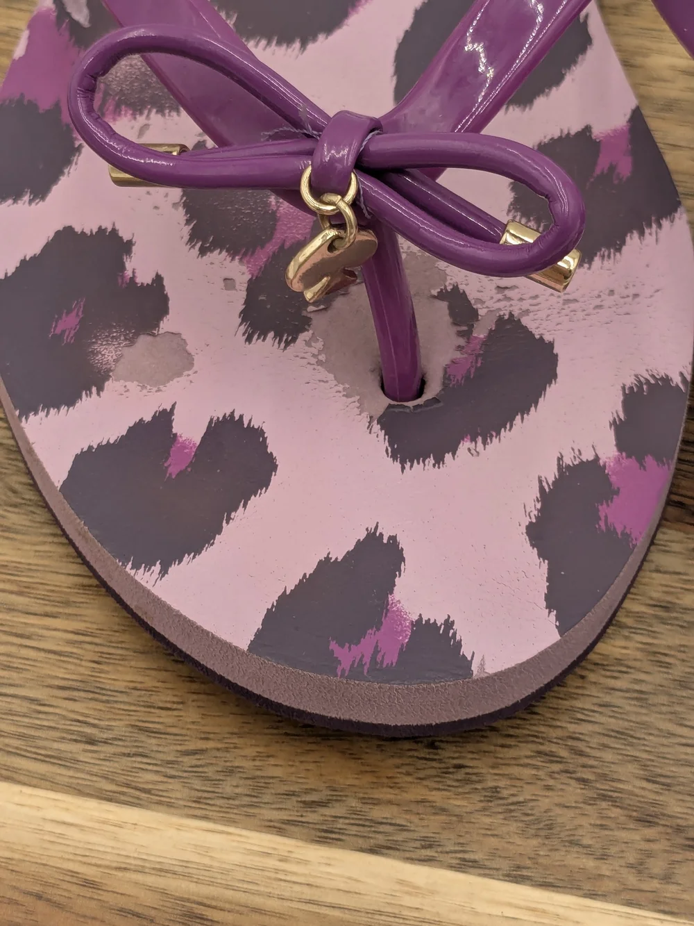 Kate Spade New York Pink Purple Leopard Bow Flip Flop Sandals Women's